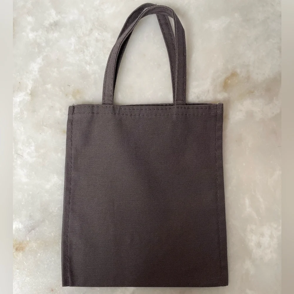 NWOT The Peninsula Hotel Tokyo Small Twil Handle bag
